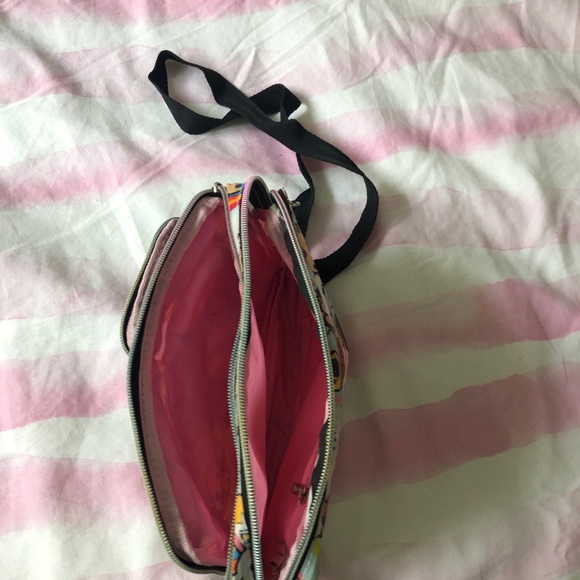 Le Sport sac small bag adjustable straps - Picture 3 of 4